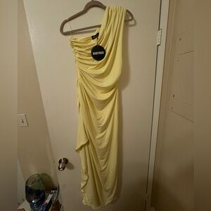Baby boo yellow off the shoulder maxi dress *never worn with tags XL